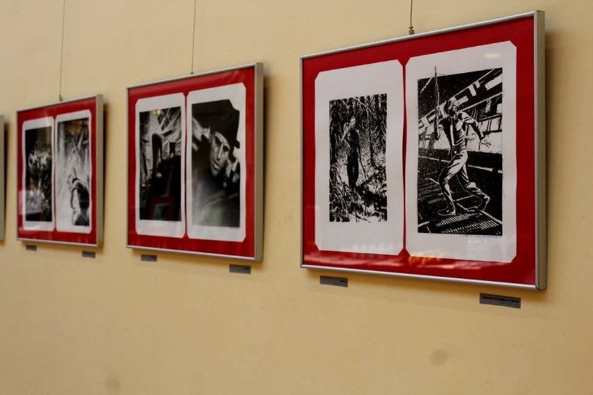 Wystawa "Piórkiem, ołówkiem i pędzlem" Anny Heleny Szymborskiej w Białogardzie [zdjęcia]