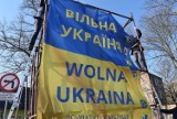 Baner z napisem "Wolna Ukraina" pojawił się w Krośnie Odrzańskim. Zawiesili go samorządowcy powiatu krośnieńskiego