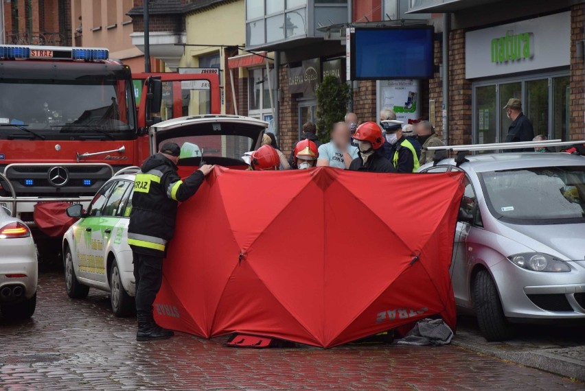 Malbork. Potrącenie na ul. Kościuszki [ZDJĘCIA]. Kobieta trafiła do szpitala