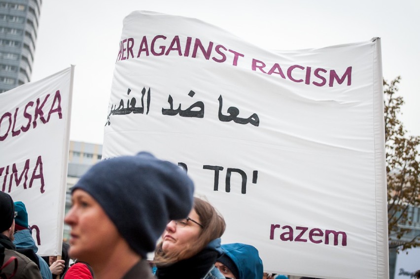 Warszawa wspiera uchodźców. Sobotnia demonstracja na placu...