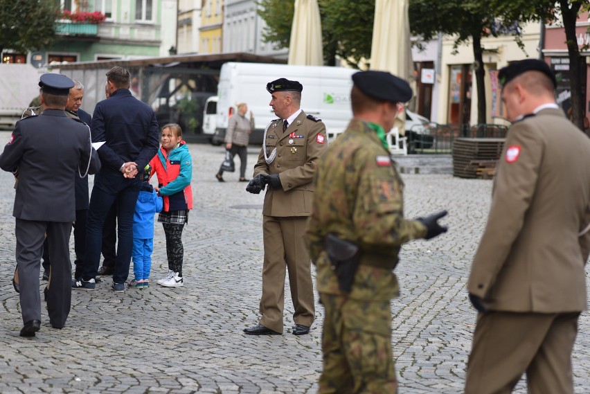 Tablica pamiątkowa odsłonięta na Rynku