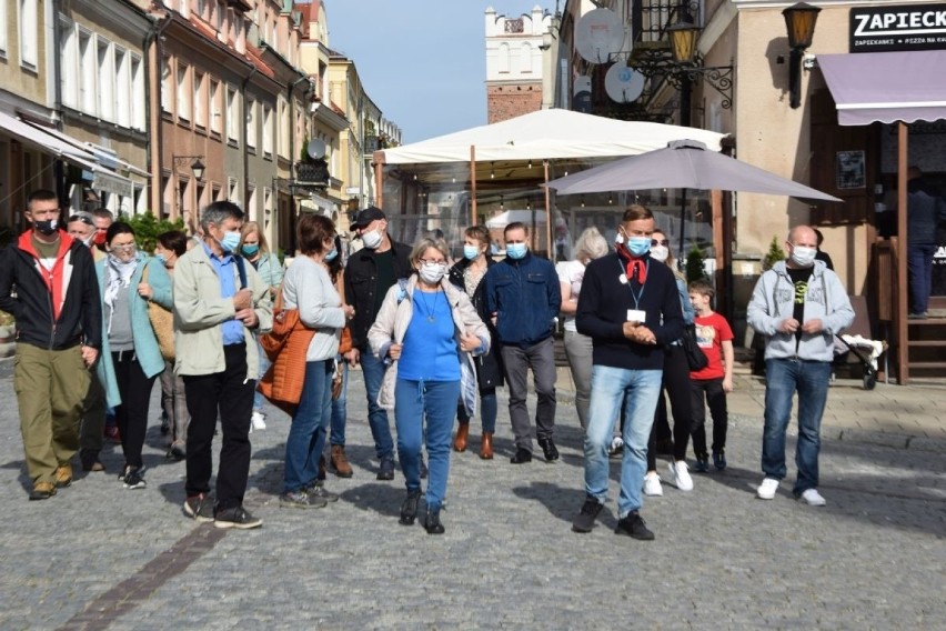 Sandomierz przyciąga jak magnes. Mimo, że od soboty w całej...