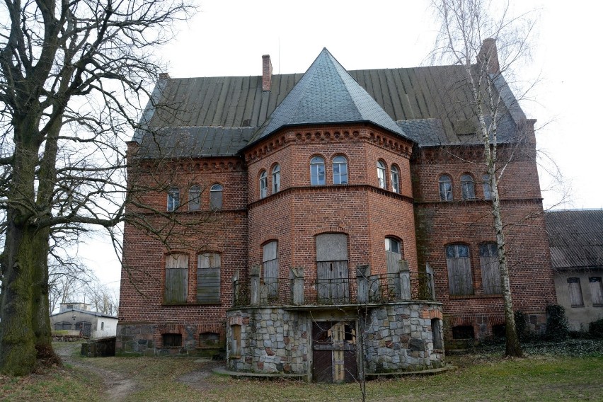 Pałac w Radzimiu należał do rodziny Seydów, później był...