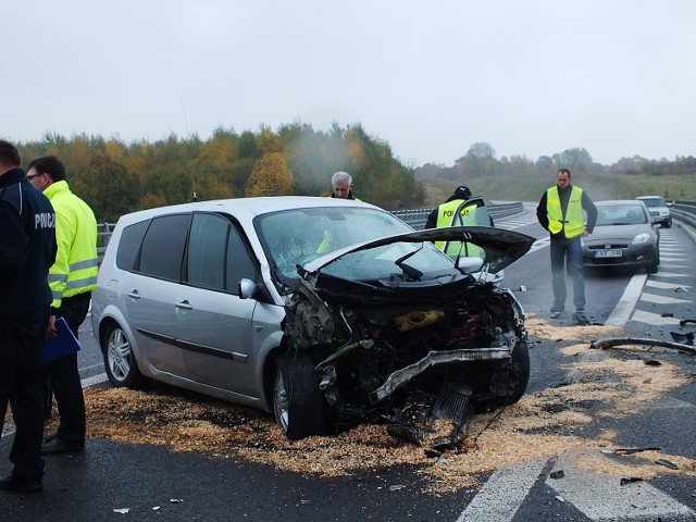 Wypadek na obwodnicy Kraśnika. Dwie osoby został ranne.