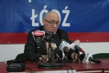 Likwidacja szkół w Łodzi: Radny Czesław Telatycki zaprezentował gest Kozakiewicza