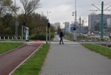 Na jednym z największych skrzyżowań w Katowicach powstały przejazdy rowerowe ZDJĘCIA