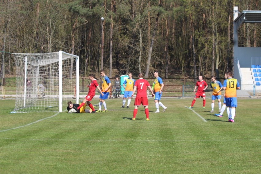 Start Radziejów - Wisła Dobrzyń 1:2 w 19. kolejce 5. ligi kujawsko-pomorskiej [zdjęcia]    