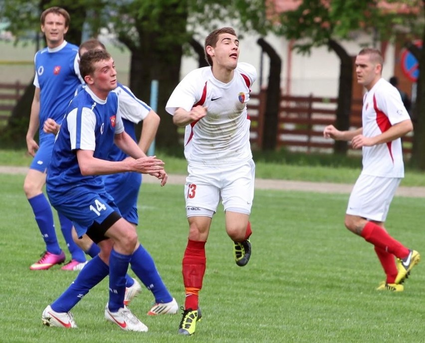 Grom Wolsztyn - Centra Ostrów Wielkopolski 2:2 (1:1)