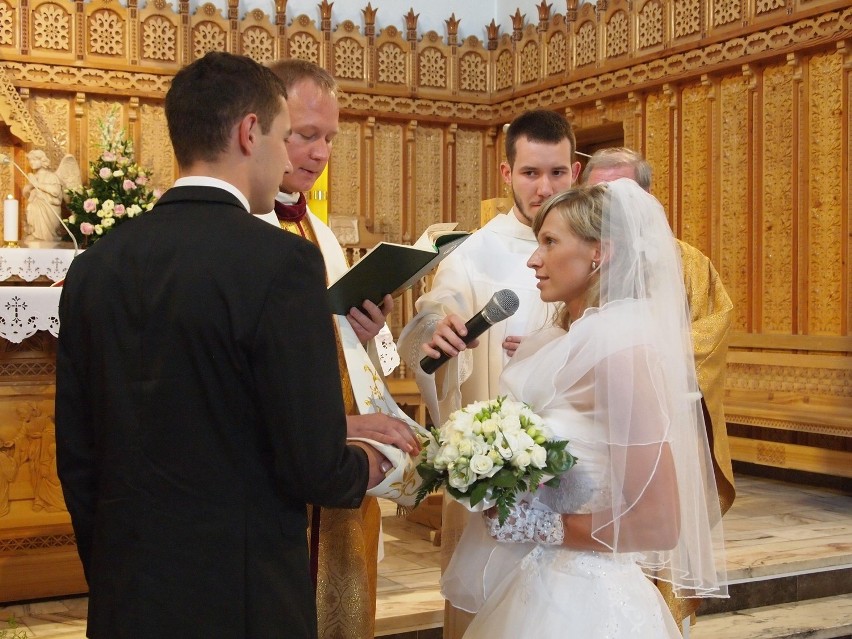 Ślub biatlonistów. Krystyna Pałka wyszła za mąż za Grzegorza Guzika [ZDJĘCIA, WIDEO]