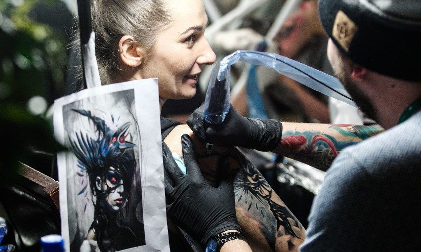 To profesjonalne studio tatuażu stworzone przez dwójkę...