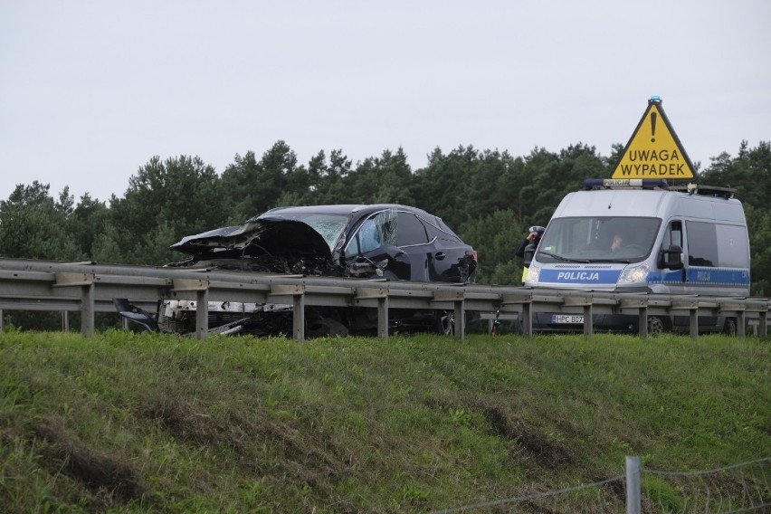 Tragiczny wypadek pod Toruniem na S10. Dwie osoby nie żyją