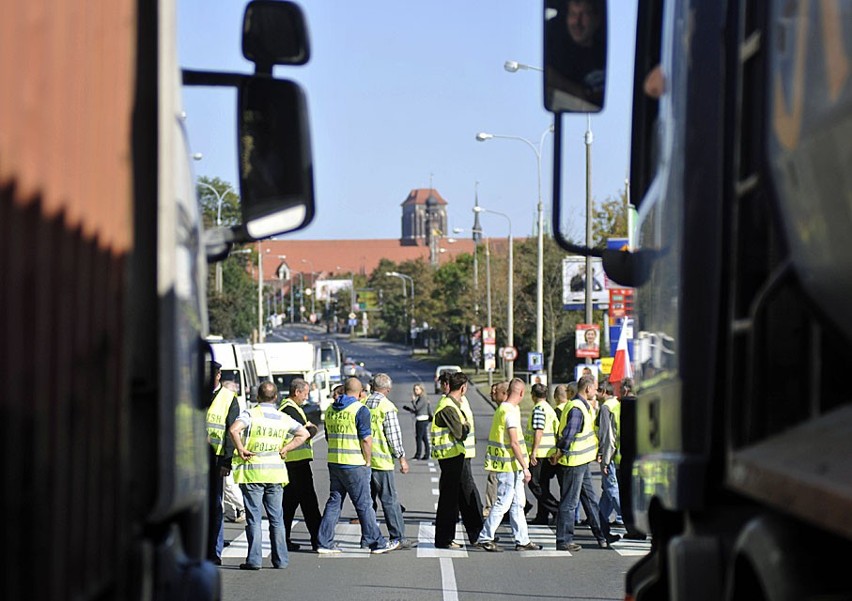 Gdańsk: Rybacy protestują. Zablokowali Trakt św. Wojciecha