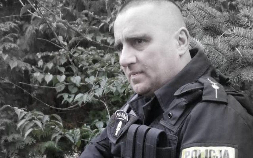 Norbert Kościesza pisze książki o patologii w policji. Zbiera pieniądze na wydanie kolejnej powieści 