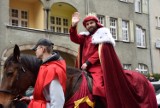 Orszak Trzech Króli 2018 w Katowicach: Kolumna europejska, azjatycka i afrykańska przeszła ulicami miasta