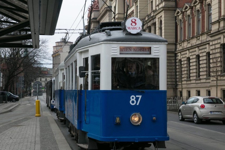 Dzień Kobiet, Warszawa. Specjalne tramwaje ruszą w miasto....