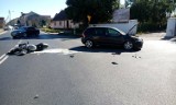 17-latek w szpitalu po zderzeniu motoroweru z samochodem w Rakoniewicach [ZDJĘCIA]