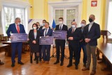 Ponad 4,6 mln zł z Rządowego Funduszu Rozwoju Dróg na dwie drogowe inwestycje w powiecie lęborskim