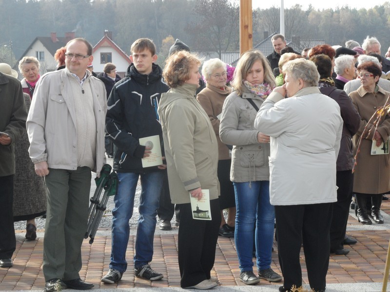 Kościół w Dyrdach: Uroczystość konsekracji