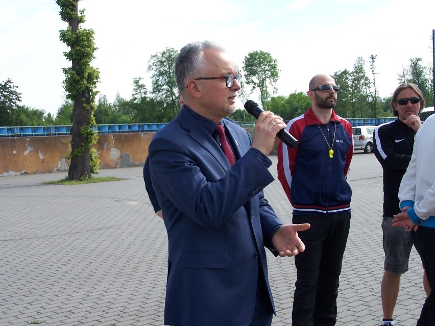 Mistrzostwa Powiatu Żnińskiego szkół ponadgimnazjalnych w siatkówce plażowej [zdjęcia]