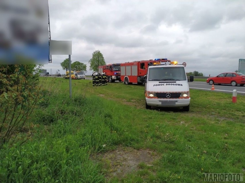 Siedzący za kierownicą hyundaia 26-latek skarżył się na bóle...