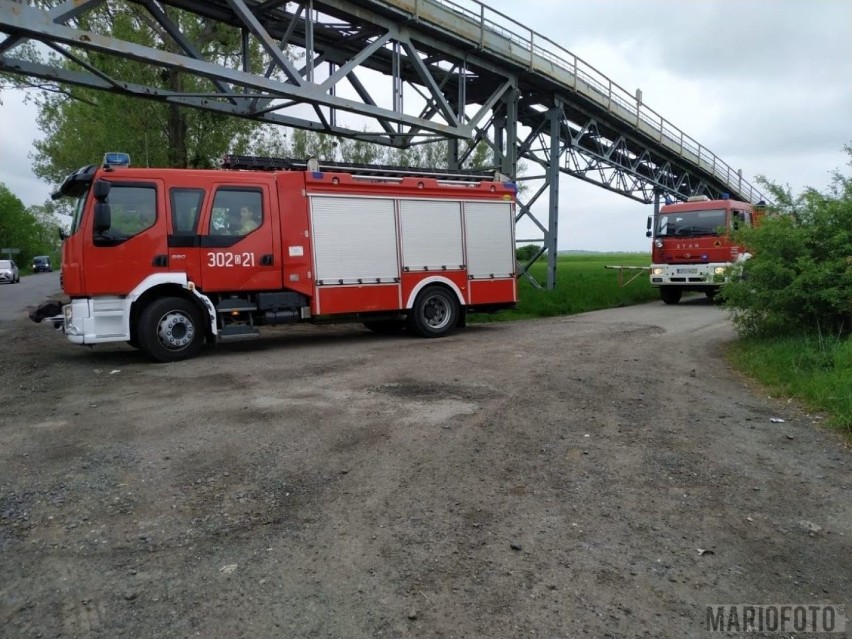 Siedzący za kierownicą hyundaia 26-latek skarżył się na bóle...