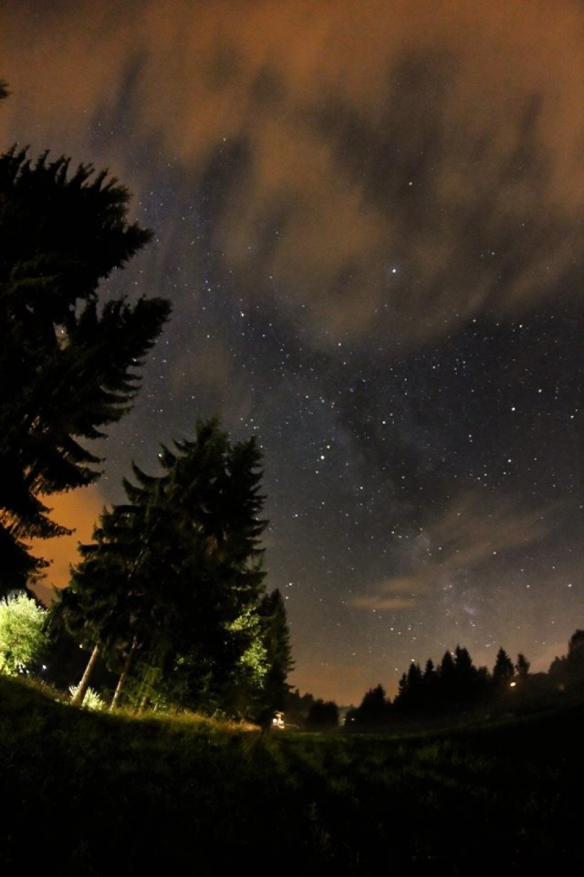 Widzieliście w nocy niebo nad regionem? Miliony gwiazd i otchłanie Drogi Mlecznej [ZOBACZ ZDJĘCIA]