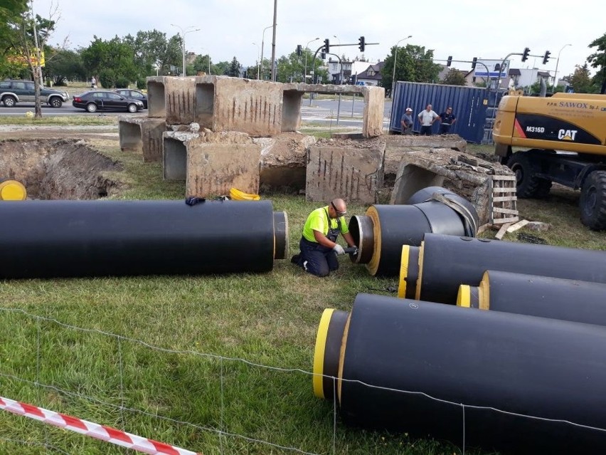 Trzy duże osiedla w Kielcach od poniedziałku 8 lipca bez ciepłej wody. Przez przebudowę sieci ciepłowniczej 