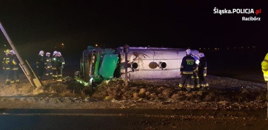 Wypadek cysterny z mlekiem w Zawadzie Książęcej