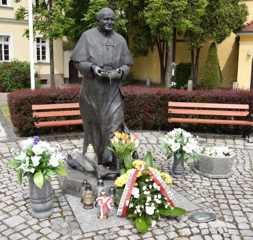 101 lat temu urodził się św. Jan Paweł II