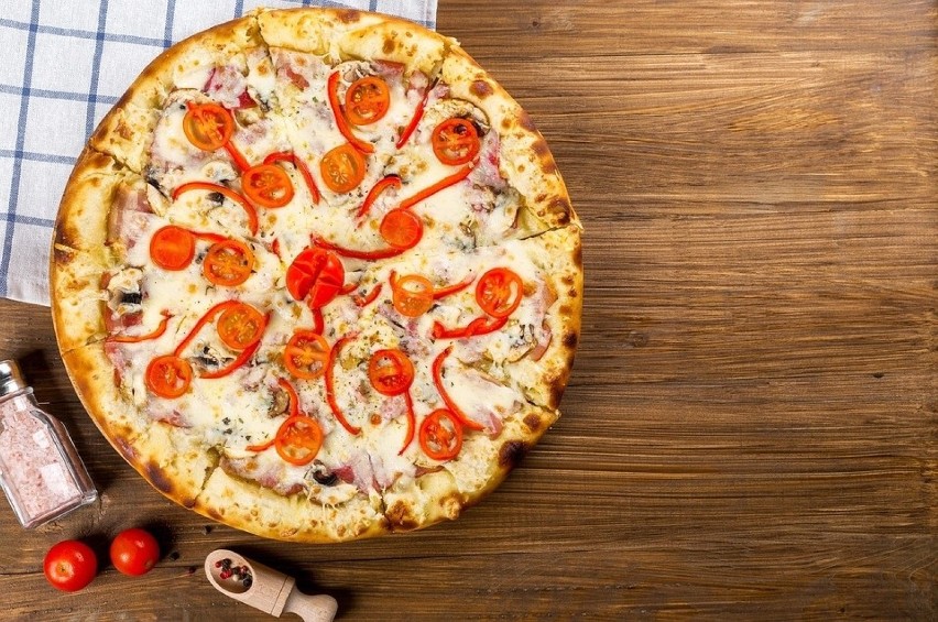 7. miejsce w naszym pizzowym rankingu zajmuje Pizzeria...