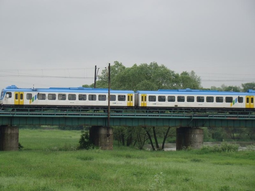 Z Oświęcimia na Śląsk koleją będzie szybciej dzięki nowemu połączeniu. Ma ruszyć w 2020 roku