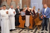 Metropolita białostocki ustanowił nadzwyczajnych szafarzy Komunii św. To osoby świeckie, które mają pomagać kapłanom (zdjęcia)