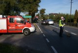 Wypadek w Szosie Tureckiej pod Kaliszem. Trzy osoby w szpitalu [FOTO]