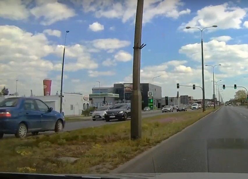 Pod prąd ulicą Fordońską w Bydgoszczy [wideo]