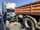 Groźny wypadek na  DK1 w Czechowicach-Dziedzicach. Dwie osoby ranne. Trasa zablokowana