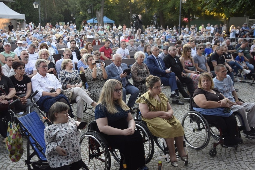 Koncerty odbywają się w parku Zdrojowym w Ciechocinku.