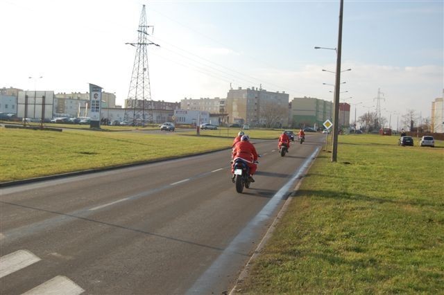 Mikołaj na motocyklu przejechał przez Malbork