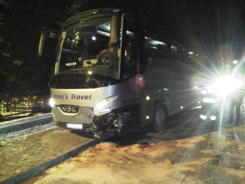 Łososina Dolna. Wypadek autobusu na trasie krakowskiej