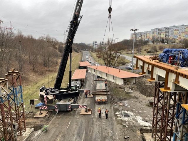 Nowy wiadukt na Wojska Polskiego w Bydgoszczy ma być przejezdny już wiosną, a koszt jego budowy to ponad 22 mln zł