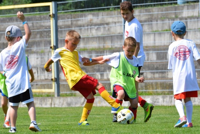 Ślęza Wrocław w najbliższą niedzielę (10 czerwca) na stadionie przy ul. Niepodległości organizuje imprezę z okazji Dnia Dziecka. Początek o godz. 9:30. 


Sprawdź szczegóły dotyczące tej imprezy