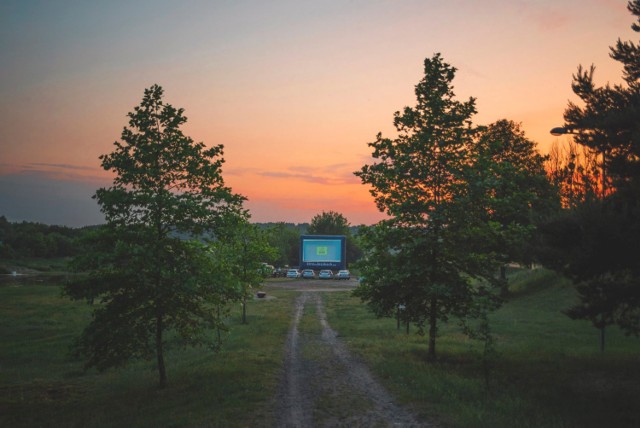 Kino plenerowe w Sierakowie