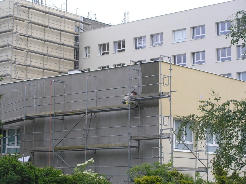 Trwa termomodernizacja szpitala w Wejherowie. Lecznica zmienia oblicze