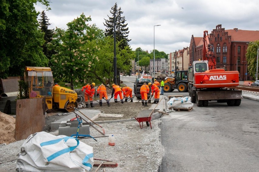 Budowa ścieżki rowerowej, Bydgoszcz, rondo Bernardyńskie