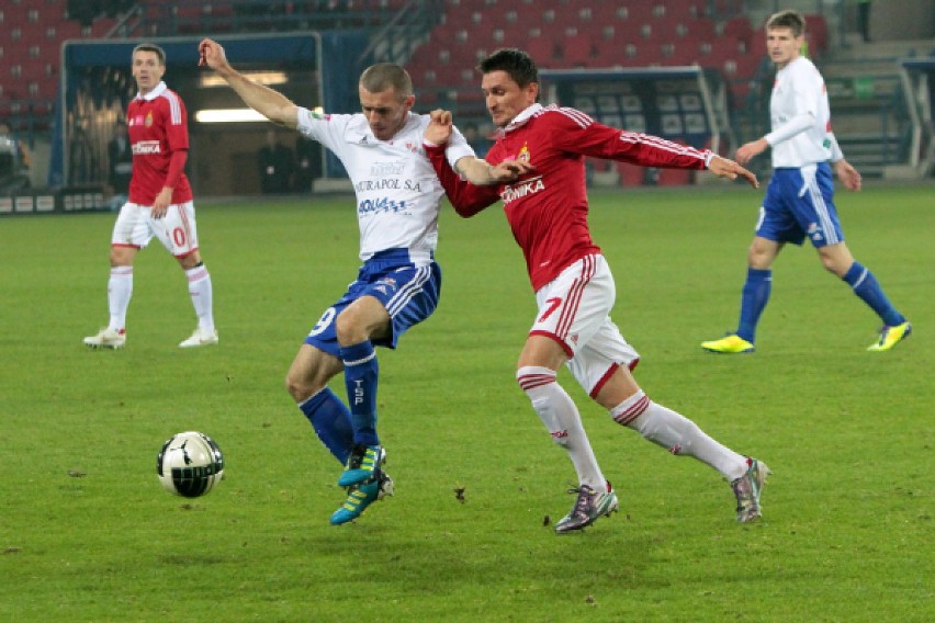 Wisła nieoczekiwanie przegrała na własnym stadionie z ...