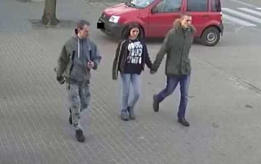 Powiat bełchatowski: Policja szuka tych osób. Zarejestrowały ich kamery monitoringu