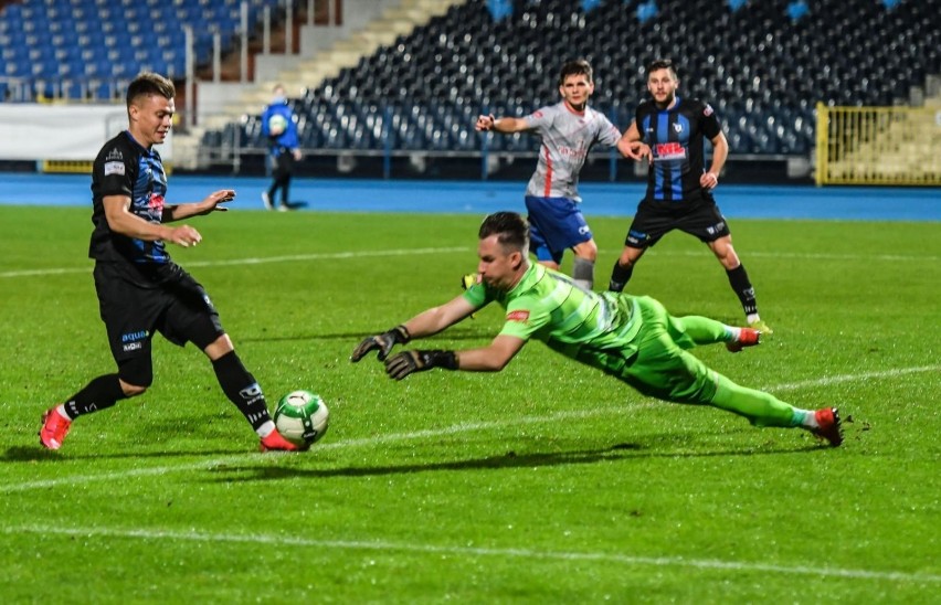 3 liga, grupa 2 - mecze zaległe. Czwartek 3 grudniaPogoń II...