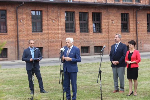 Komisja Nadzwyczajna ds. Klimatu debatowała w Bytomiu. Przed posiedzeniem odbyła się konferencja prasowa. Zobacz zdjęcia >>>