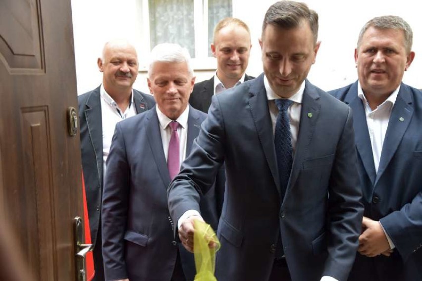 Piotr Walkowski otworzył biuro poselskie! Wizytę złożył mu sam prezes PSL