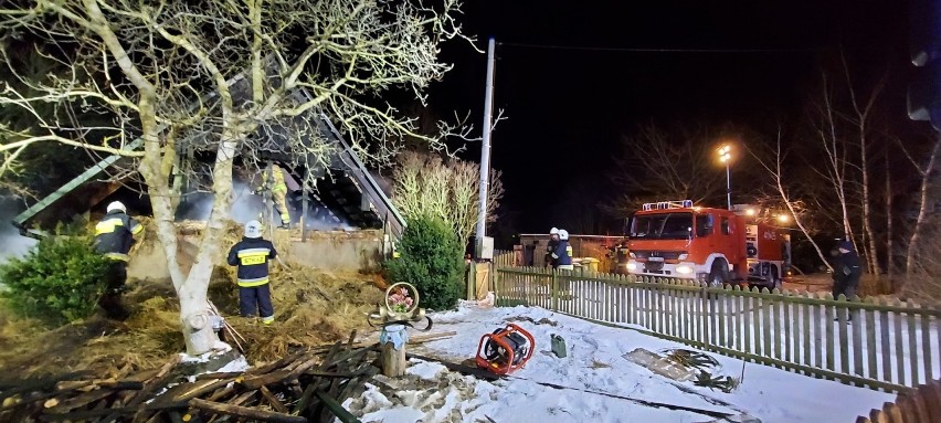 Pożar budynku gospodarczego połączonego z budynkiem...