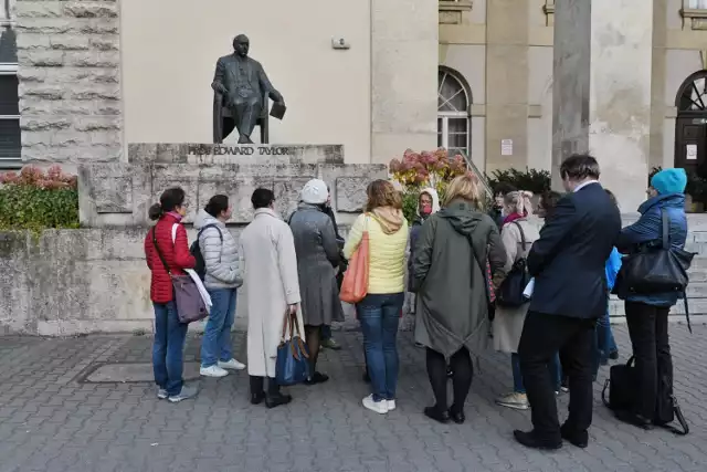 Z okazji 95-lecia Uniwersytetu Ekonomicznego w Poznaniu można zobaczyć skarbiec z początku XX wieku. Uczelnia zapewnia to podczas wycieczek po zabytkowych murach z przewodnikiem miejskim. Co więcej, 12 października zainauguruje rok akademicki - dokładnie tego samego dnia, kiedy zrobiono to po raz pierwszy przed dziewięćdziesięcioma pięcioma laty